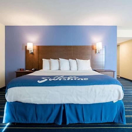Days Inn By Wyndham Hartford/Closest Downtown Dış mekan fotoğraf