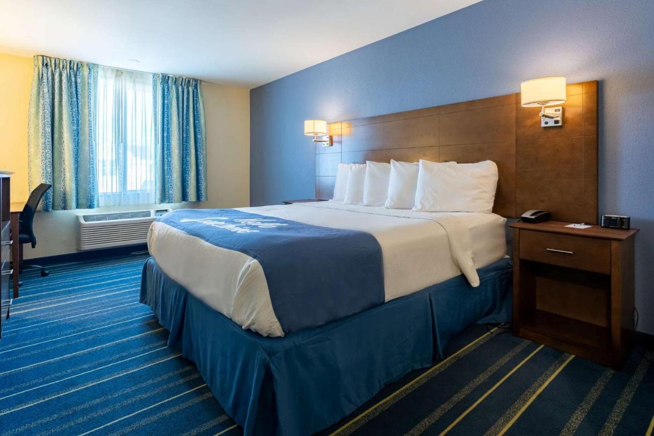 Days Inn By Wyndham Hartford/Closest Downtown Dış mekan fotoğraf