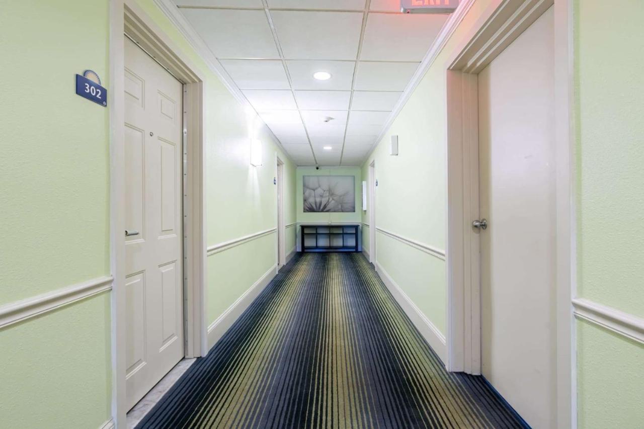 Days Inn By Wyndham Hartford/Closest Downtown Dış mekan fotoğraf