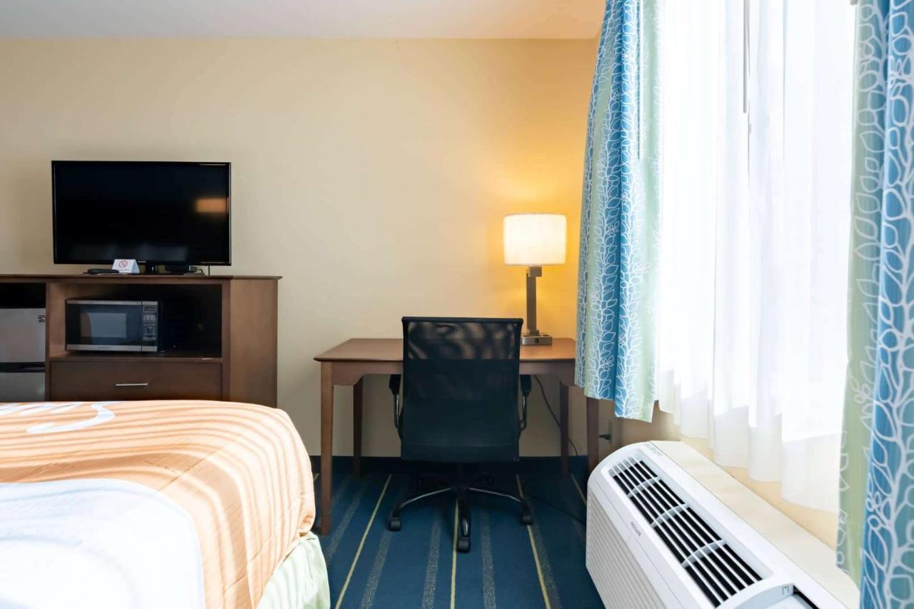 Days Inn By Wyndham Hartford/Closest Downtown Dış mekan fotoğraf