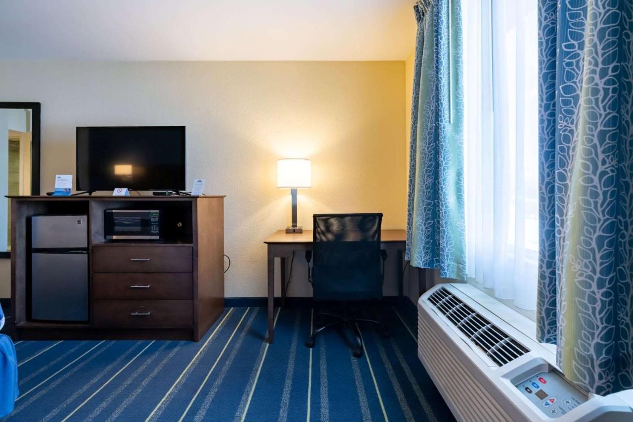 Days Inn By Wyndham Hartford/Closest Downtown Dış mekan fotoğraf