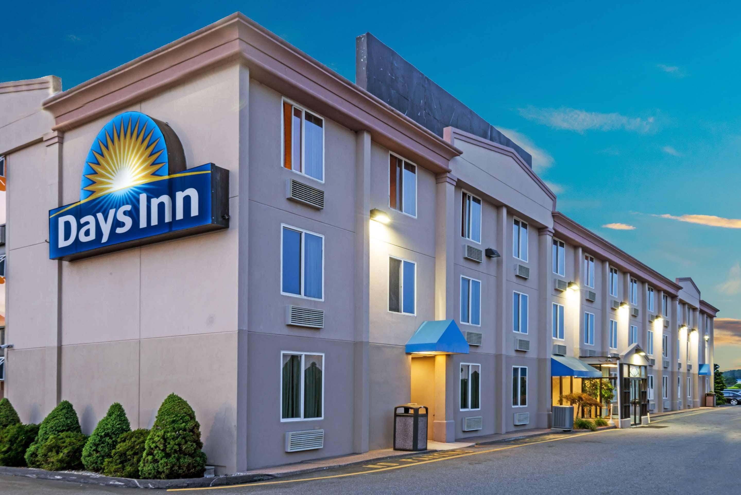 Days Inn By Wyndham Hartford/Closest Downtown Dış mekan fotoğraf