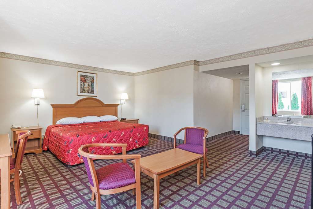 Days Inn By Wyndham Hartford/Closest Downtown Oda fotoğraf